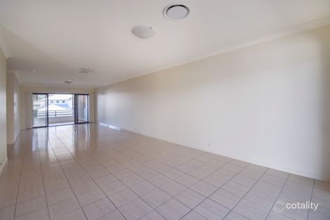 15 Greenway Cct, Mount Ommaney, QLD 4074