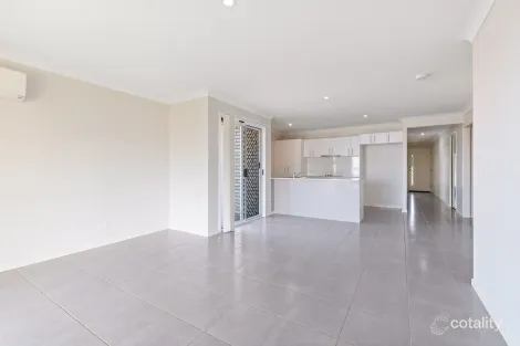 Property photo of 2/24 Diamantina Boulevard Brassall QLD 4305