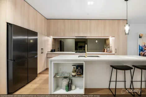 Property photo of 402/20 Festival Place Newstead QLD 4006