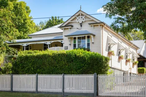 Property photo of 12 Macgregor Street Woodend QLD 4305