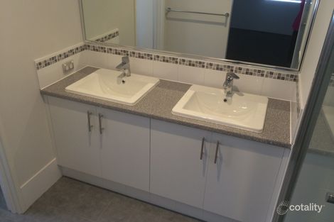 Property photo of 21 Davenport Approach Wandi WA 6167