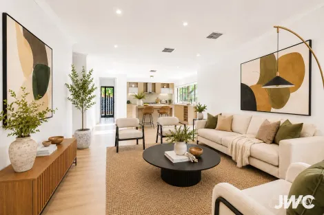 Property photo of 2 Quarterdeck Road Sandhurst VIC 3977