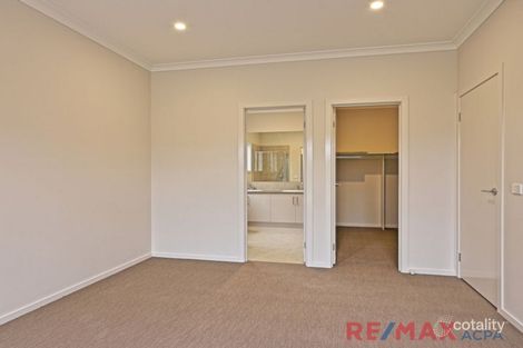 11 Dante Rd, Point Cook, VIC 3030