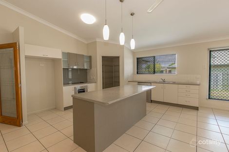 Property photo of 14 Chaimberlane Place Kirwan QLD 4817