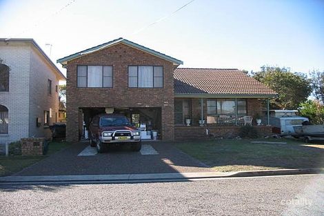 32 Bondi Rd, The Entrance North, NSW 2261