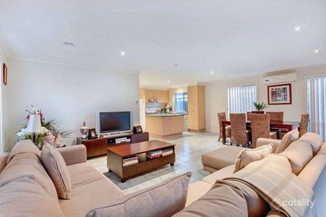 Property photo of 4 Clyde Close Taylors Hill VIC 3037