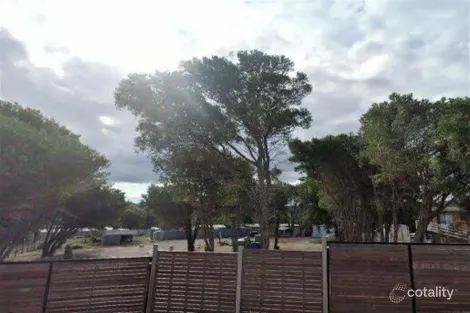 33 White Cres, Loch Sport, VIC 3851