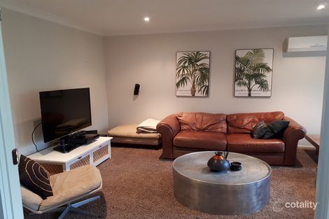 Property photo of 38 Macleay Circuit Upper Coomera QLD 4209