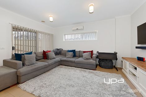 Property photo of 2 Castlegate Lane Craigieburn VIC 3064