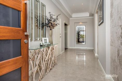 Property photo of 8 Waterhouse Meander Burns Beach WA 6028