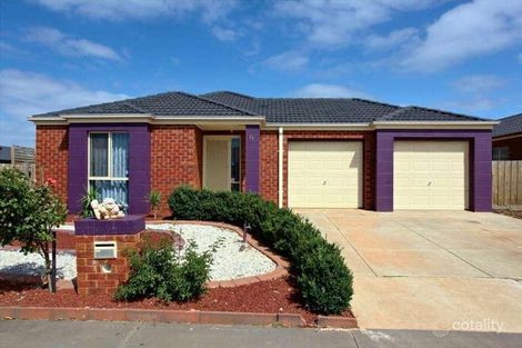 11 Kayla Way, Kurunjang, VIC 3337