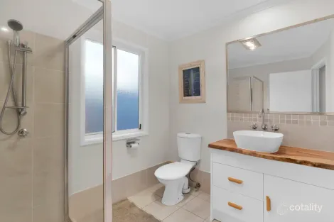 Property photo of 2/22 Samarinda Way Point Lookout QLD 4183