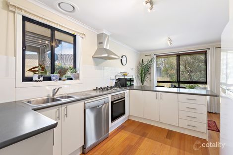 Property photo of 14 Wirilda Crescent Frankston North VIC 3200