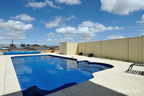 Property photo of 37 Baskerville Crescent Baldivis WA 6171