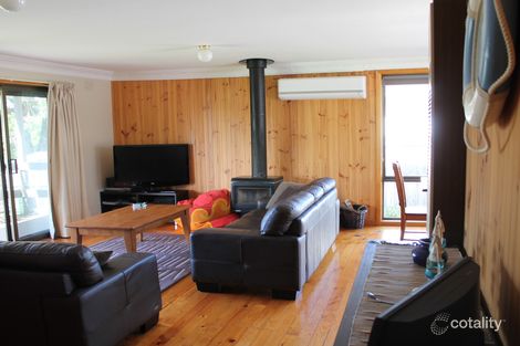 Property photo of 33 Beilby Avenue Inverloch VIC 3996