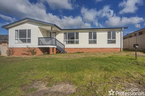 17 Riveroak Rd, Worrigee, NSW 2540
