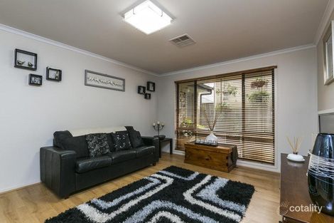 Property photo of 33 Edgehill Walk Noarlunga Downs SA 5168