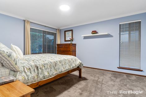 Property photo of 16 Ocean Place Waikiki WA 6169