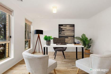 Property photo of 5 Coronet Avenue Roxburgh Park VIC 3064