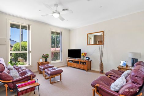 Property photo of 1/26 Warranilla Avenue Rosebud VIC 3939