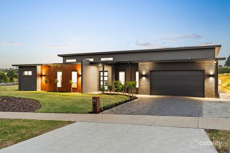 10 Kingston Heath Dr, Drouin, VIC 3818