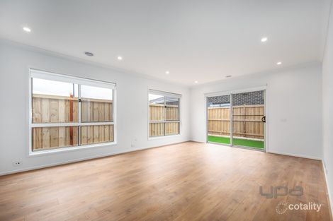 3 Vel St, Deanside, VIC 3336