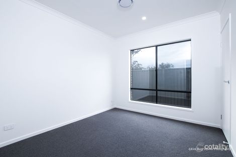 Property photo of 36 Gladesville Way Spring Mountain QLD 4300