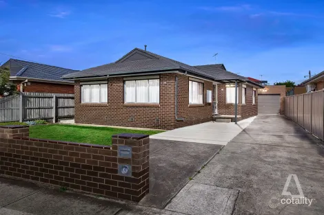 Property photo of 20 Oleander Drive St Albans VIC 3021