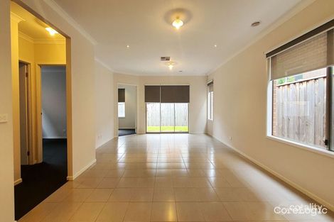 Property photo of 5 Flora Grove Wantirna South VIC 3152