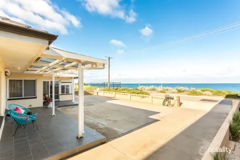 1/2 Seaview Rd, West Beach, SA 5024