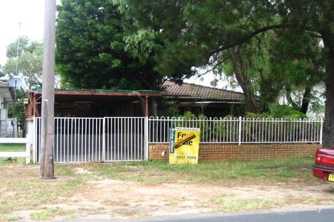 17 Balaclava Ave, Woy Woy, NSW 2256