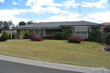4 Slessor Rd, Casula, NSW 2170