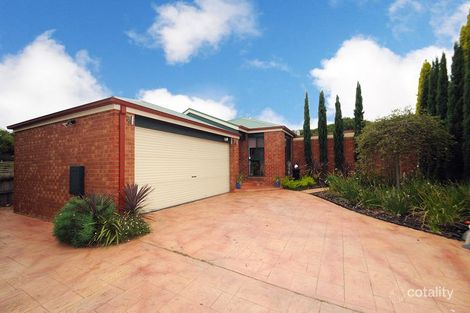 9 Beryl Ct, Skye, VIC 3977