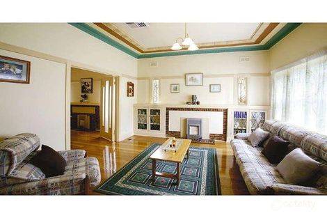 Property photo of 10 Green Street Camberwell VIC 3124