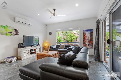 Property photo of 17 Vassi Concord Cleveland QLD 4163