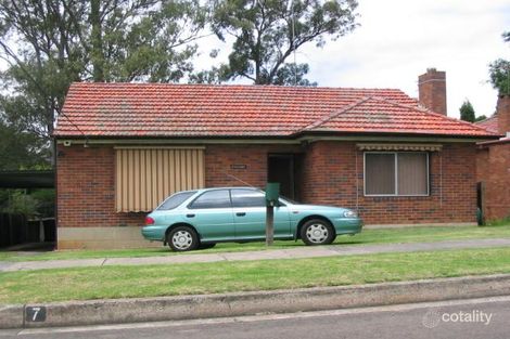 7 Macarthur Cres, Westmead, NSW 2145