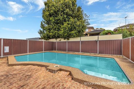 Property photo of 18 Reilleys Road Winston Hills NSW 2153