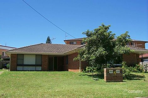 Property photo of 4 Mallawa Crescent Port Macquarie NSW 2444