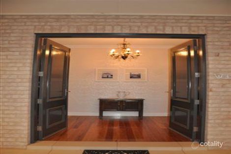 Property photo of 185 Clifton Boulevard Griffith NSW 2680