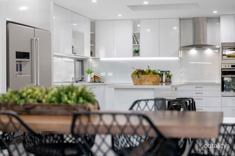 18 North Point Cres, Pelican Waters, QLD 4551