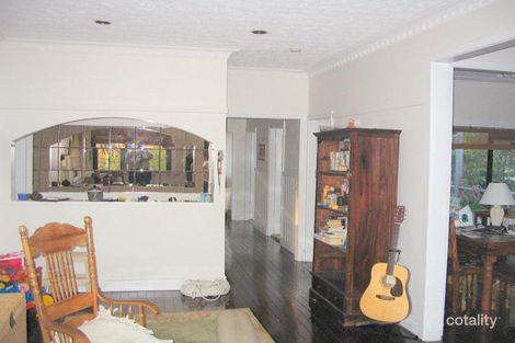 Property photo of 19 Elder Entrance Burleigh Heads QLD 4220