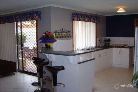 Property photo of 2 Petrel Close Seaford Rise SA 5169