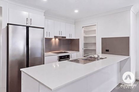 Property photo of 22 Daybreak Street Yarrabilba QLD 4207
