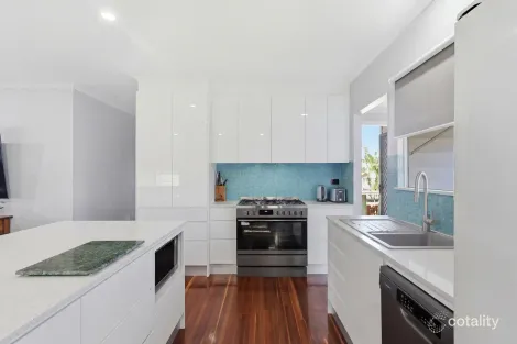 Property photo of 8 Hoey East Mackay QLD 4740