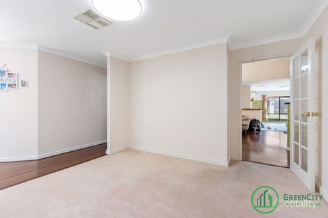 Property photo of 6 Casuarina Court Canning Vale WA 6155