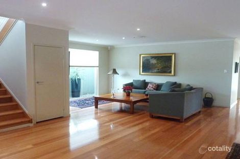 Property photo of 190 Indooroopilly Road St Lucia QLD 4067