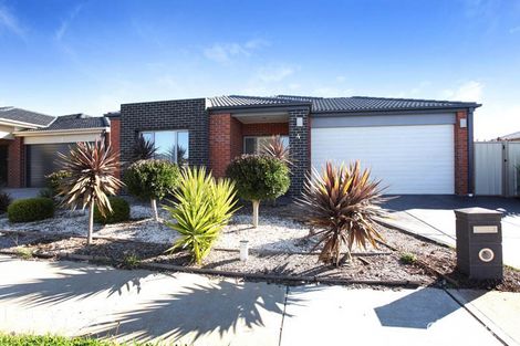 Property photo of 4 Robyn Street Brookfield VIC 3338