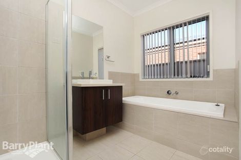 Property photo of 4 Robyn Street Brookfield VIC 3338