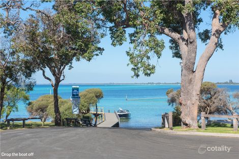 Property photo of 1 Kunzea Place Dunsborough WA 6281