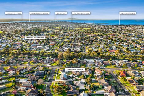 Property photo of 1 Hering Court Thomson VIC 3219